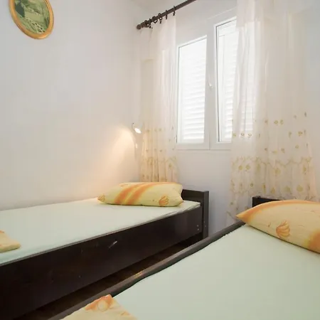 Danica - Large Terrace With Sea View דירה *